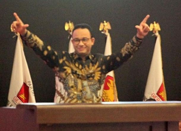 Anies Salam 2 jari di Konfernas Gerindra, Relawan Jokowi Bilang Begini
