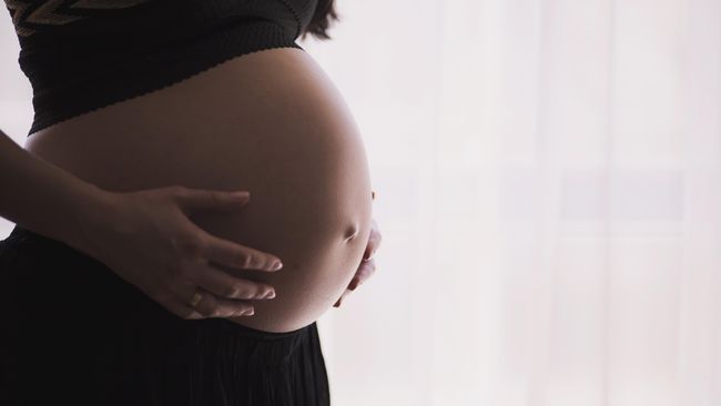 Komplikasi Kehamilan, Wanita Ini Kehilangan Kaki dan Tangannya
