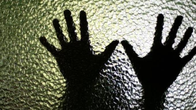 Oknum Polisi ini Paksa Menantu Pemilik Kafe Berhubungan Badan