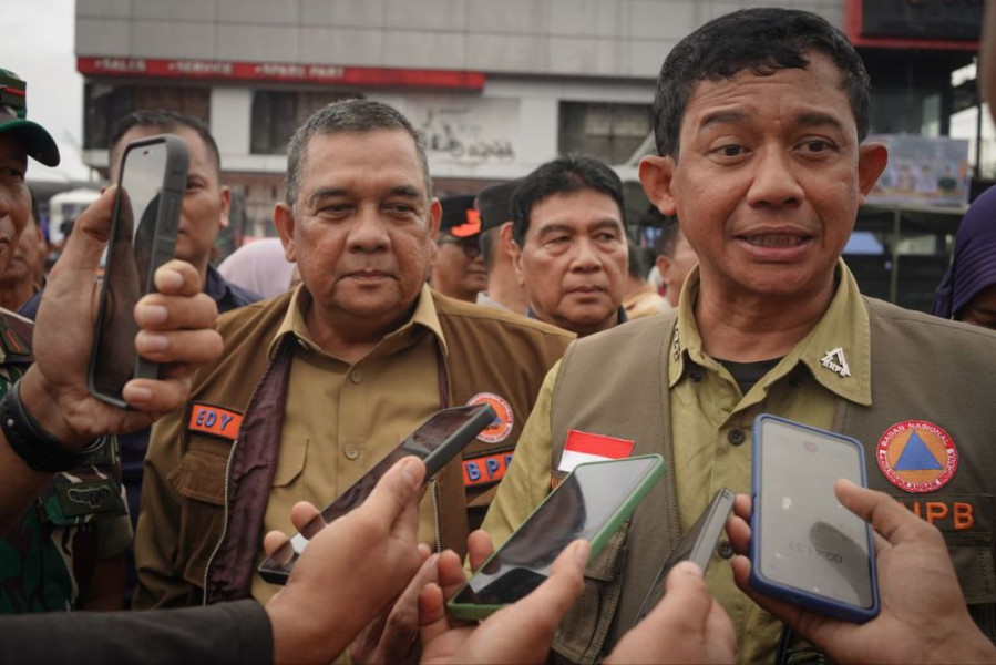 Kepala BNPB: Kebutuhan Dasar Pengungsi Banjir di Riau Teratasi dengan Baik