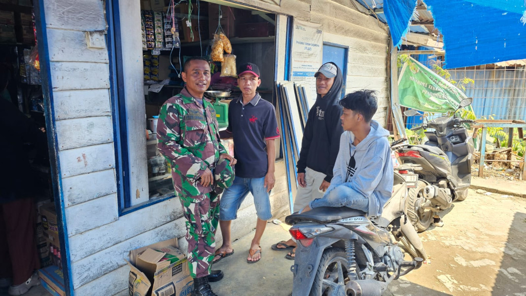 Sertu Lendi Piter Sirimba Himbau Warga Air Tawar Jaga Sitkam Pilkada Damai