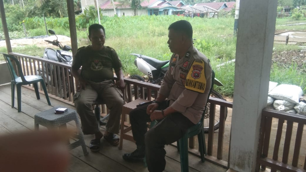Aiptu Heriyanto Kunjungi Warga dan Sampaikan Pesan Kamtibmas