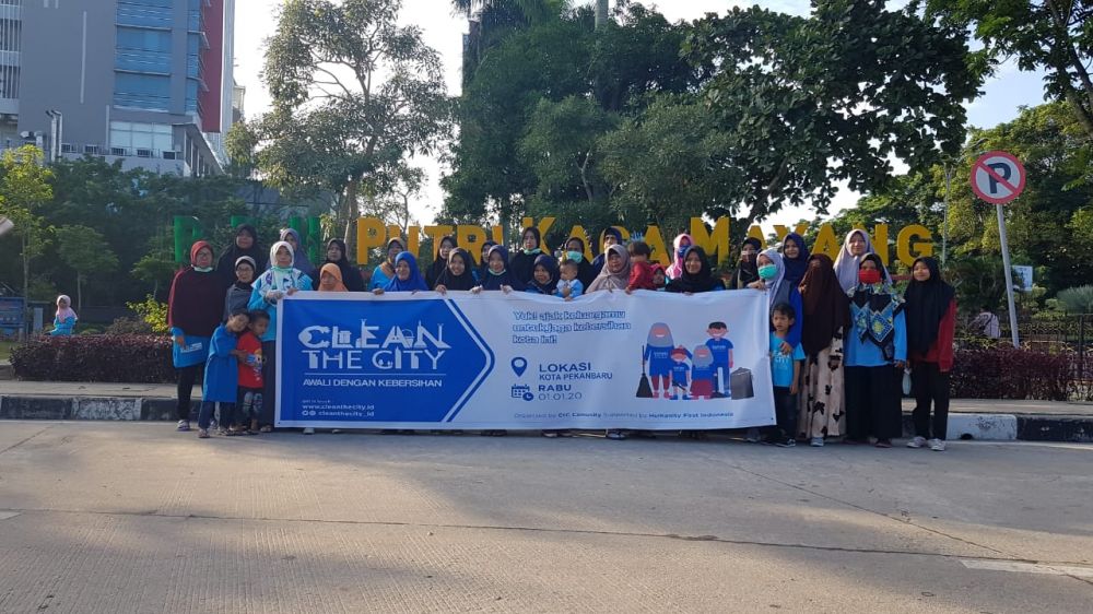 Komunitas CtC Bersih-Bersih Kota Pekanbaru
