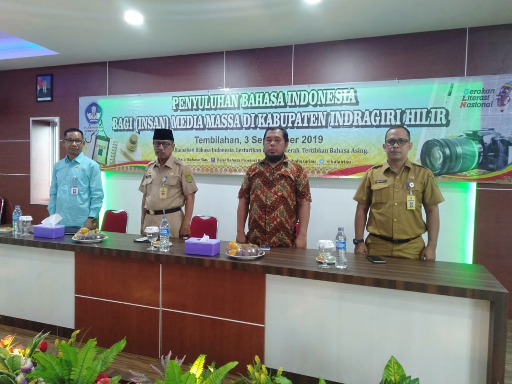 Kepala Diskominfops Inhil Membuka Kegiatan Penyuluhan Bahasa Indonesia Bagi (Insan) Media Massa