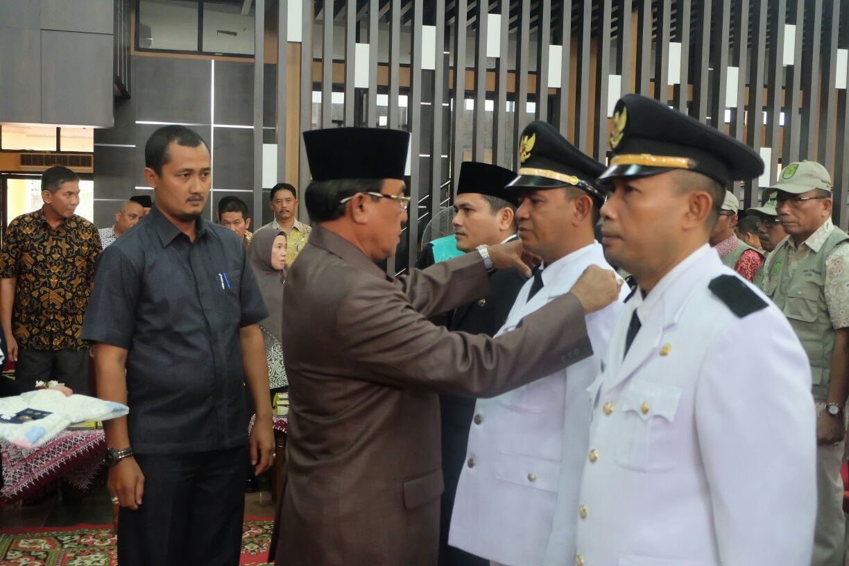 HM Wardan Lantik Pejabat Eselon III dan IV