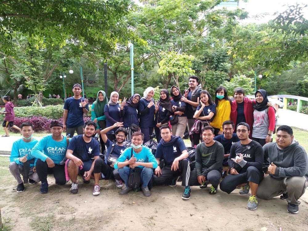 Komunitas Anak Twitter Pekanbaru Gelar Aksi Mulung Di CFD