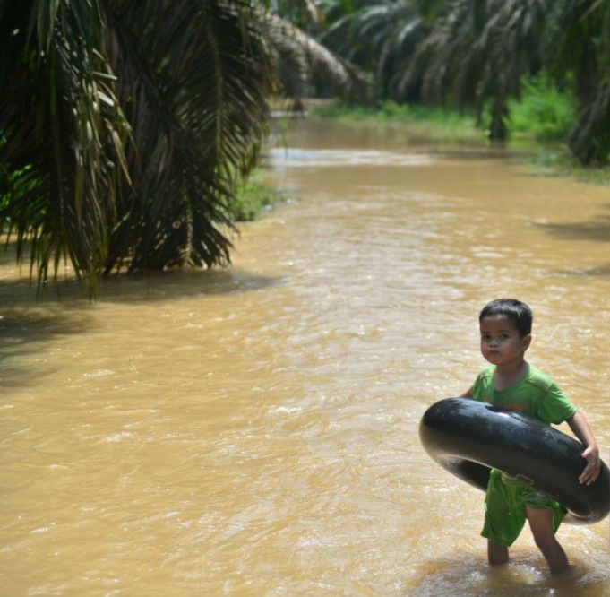 BPBD Riau Kirim Logistik Makanan ke Empat Daerah Terdampak Banjir