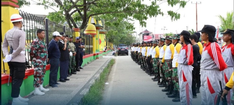 Bupati Inhil Tinjau Pelaksanaan Latihan Paskibraka HUT RI 2023 di Tembilahan