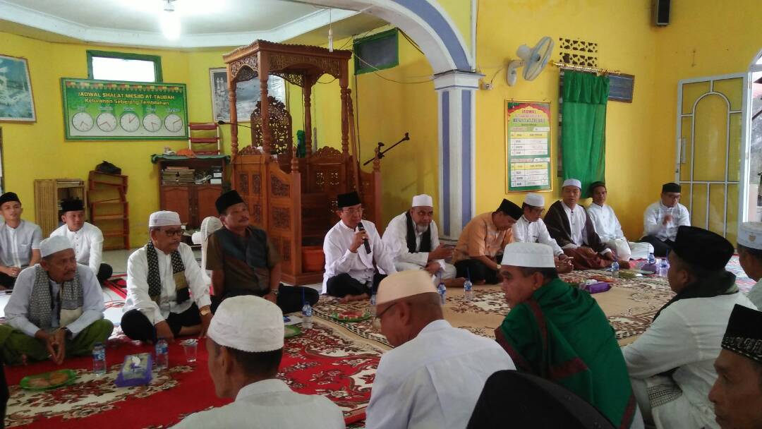 HM Wardan Bicarakan Soal Pembangunan Bersama Masyarakat Seberang Tembilahan