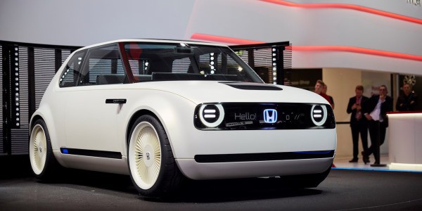 Honda Urban EV Raih Gelar Car of The Year 2019 di Inggris
