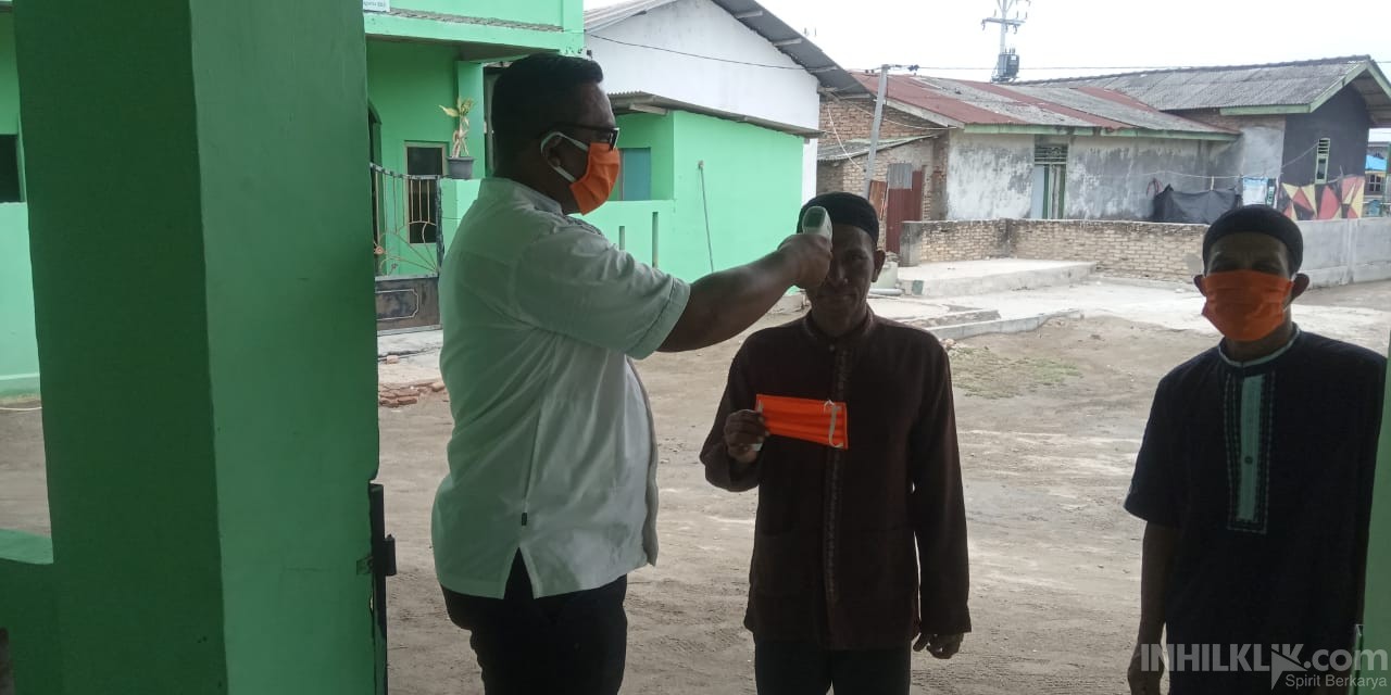 Kades Bagan Kuala Bagikan 1000 Masker Gratis Pada Masyarakat