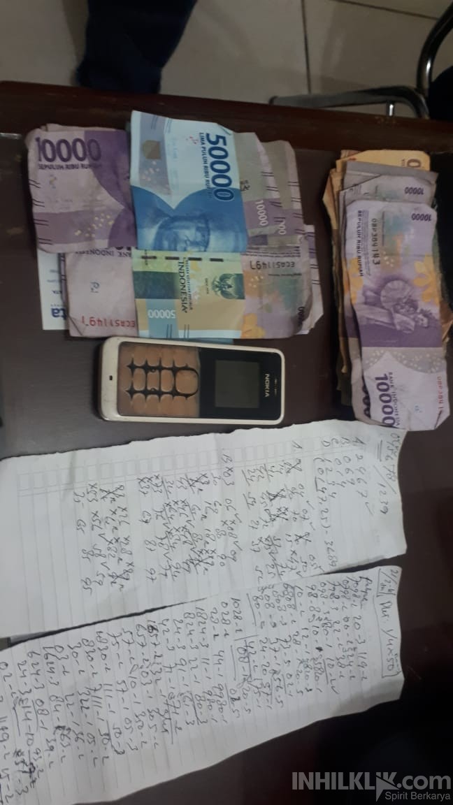 Nulis Judi KIM, Poler Tak Berkutik Dibekuk Tim Sus Polsek Firdaus