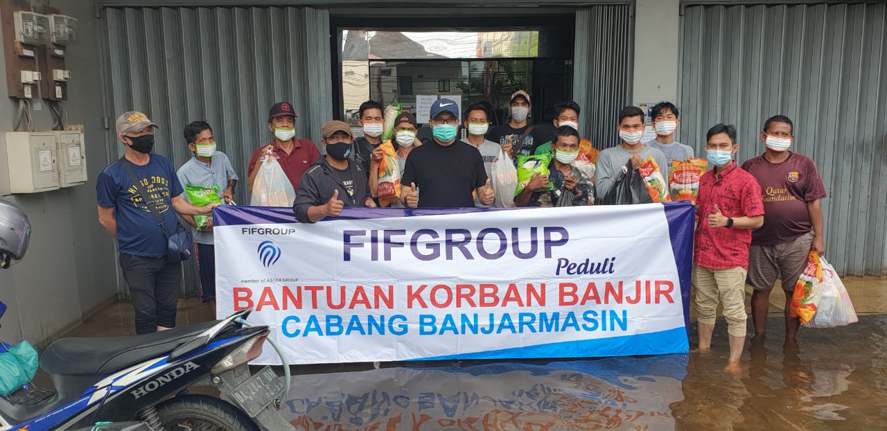 FIFGROUP Salurkan Bantuan Korban Banjir dan Gempa di 10 Titik  di Indonesia