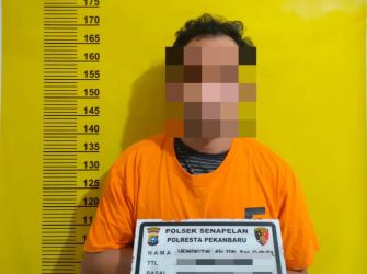 Orang Tuanya Dibentak saat Belanja, Pria Ini Todong Katana ke Pemilik Warung