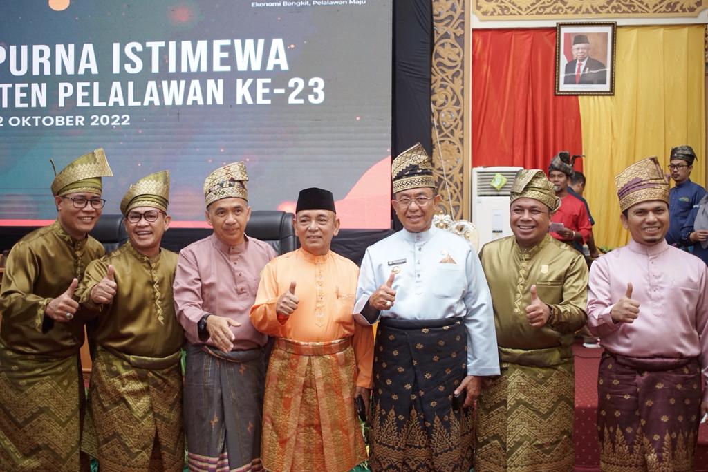 Bupati Inhil Ikuti Paripurna Hari Jadi Kabupaten Pelalawan Ke-23