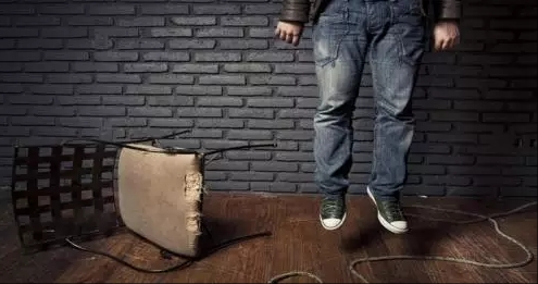 Utang Judi Online, Pria Ini Nekat Gantung Diri di Pohon Nangka