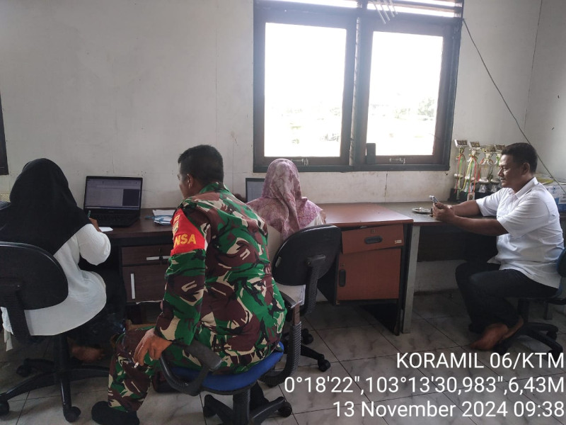Bersama Masyarakat, Kopda Ferry TM Komsos Pilkada Damai