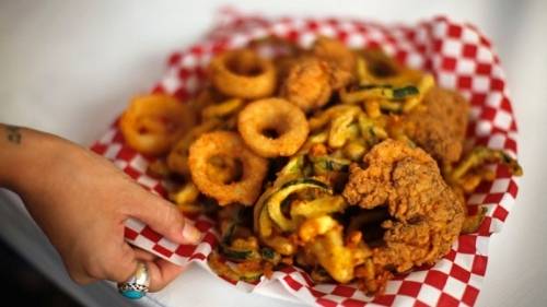 Makanan Sahur Ini Bikin Cepat Haus saat Puasa