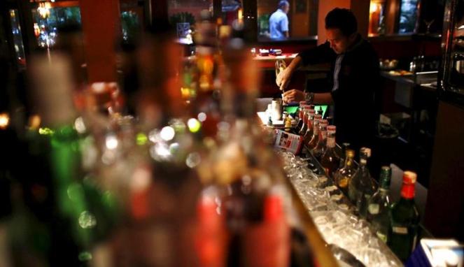 Mabuk Miras Oplosan Minuman Energi, Belasan Orang Tewas
