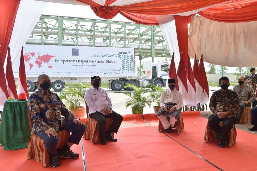 Jokowi Lepas Ekspor ke Pasar Global Senilai Rp 23,75 T, Wagubri Ikuti secara Virtual