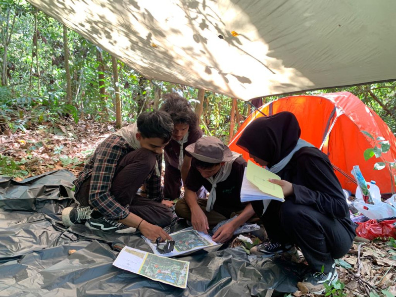 Anggota Tunas Mapala Humendala Telah Melakukan Pemetaan dan Inventarisasi Hutan FEB UNRI