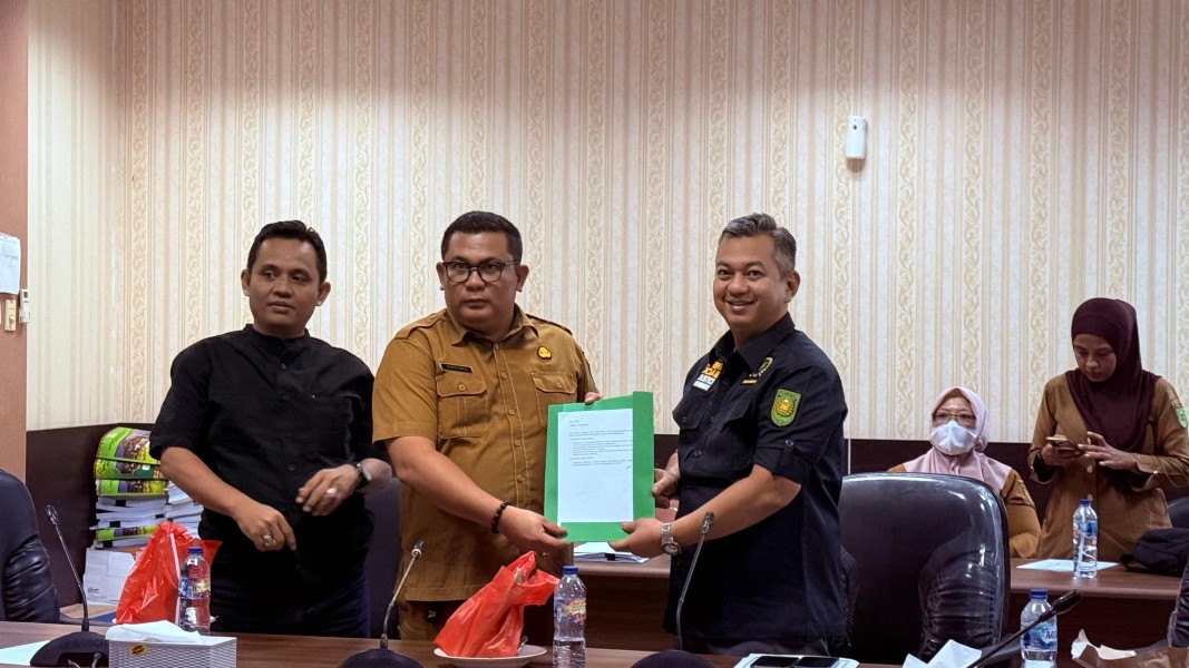 DPRD Inhil dan Pemda Bahas Darurat Sampah Tembilahan, Sepakati Langkah Strategis