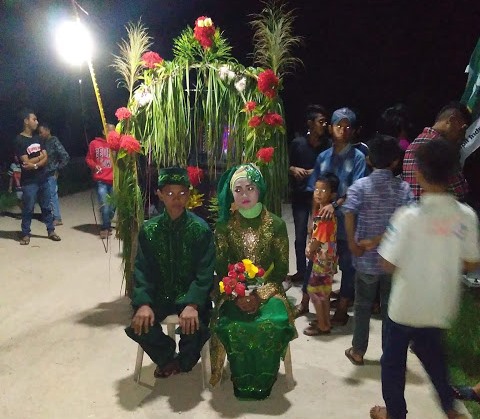 Pengantin Sahur Di Sungai Luar Hebohkan Masyarakat