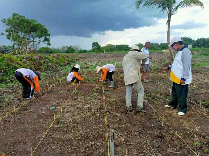 Sambu Group Dukung Program Jaga Kampung di Kecamatan Tanah Merah, Inhil