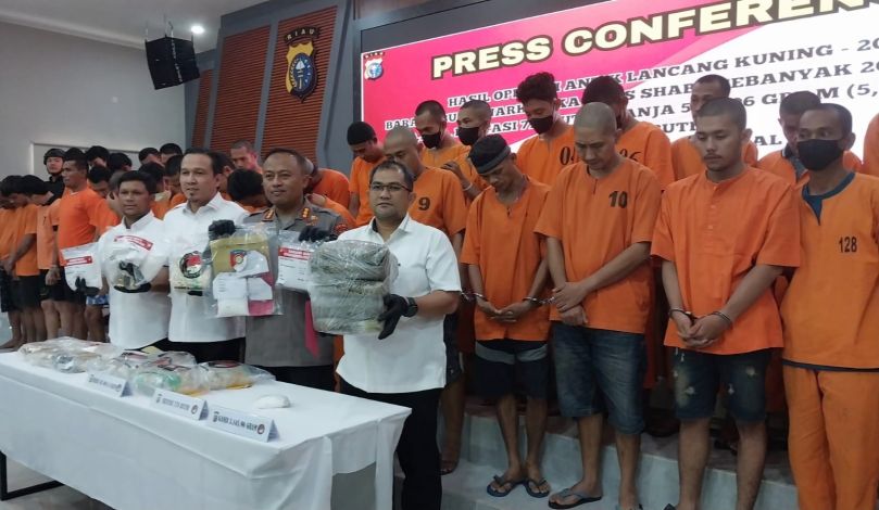 485 Tersangka Narkoba Ditangkap Selama Operasi Antik 2024 di Riau