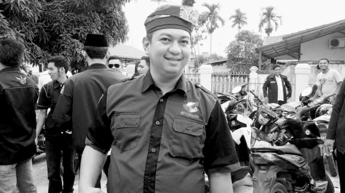 Pakai Tanjak, Legislator Inhil ini Ikut Wujudkan Visi Riau 2020