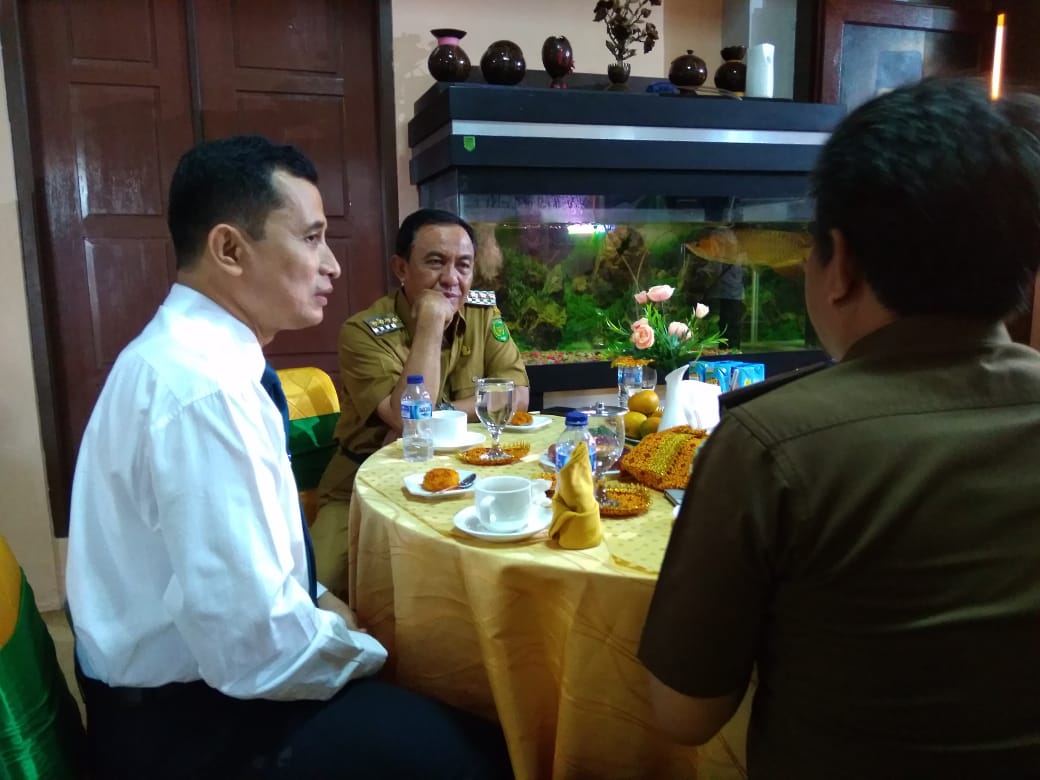 Sambut Kedatangan Kepala BPKP Riau, Bupati Inhil Adakan Coffee Morning Di Kediaman Dinas
