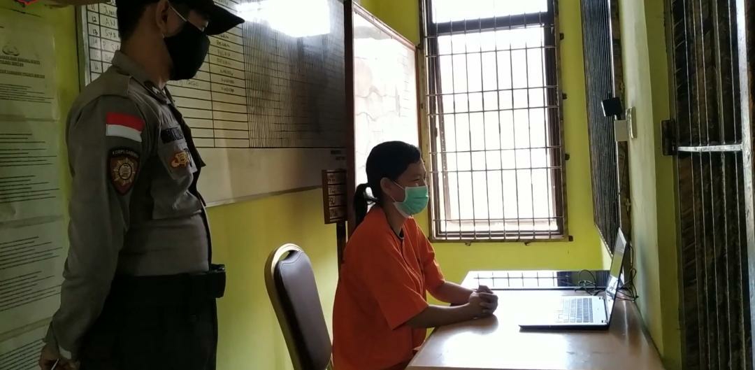 Antisipasi Penyebaran COVID-19, Polres Bintan Terapkan Besuk Tahanan Secara Online