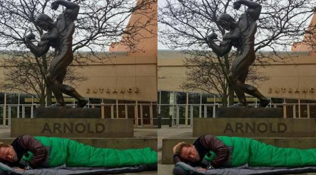 Arnold Aktor Terkenal Tidur di Jalanan Depan Patung Perunggu Dirinya