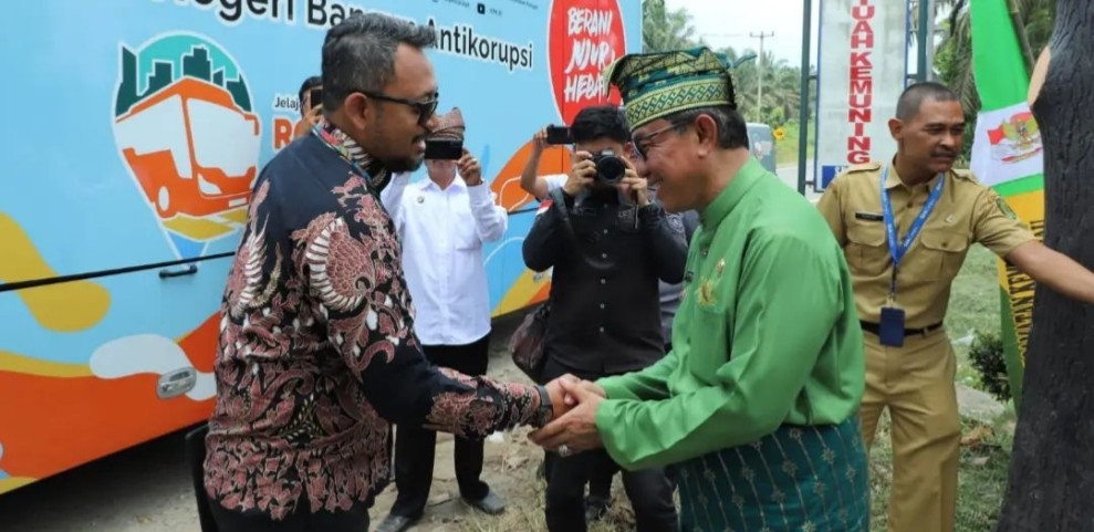 Bupati Inhil Beserta Jajaran Sambut Kedatangan Roadshow Bus KPK RI di Provinsi Riau