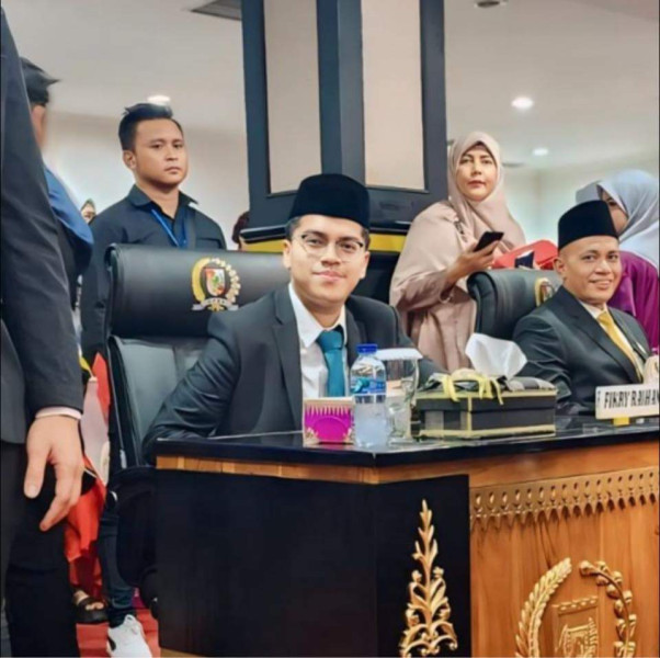 Anggota DPRD Termuda Kota Pekanbaru Terkesan dengan Sosok Abdul Wahid: Saatnya Riau Punya Pemimpin Muda