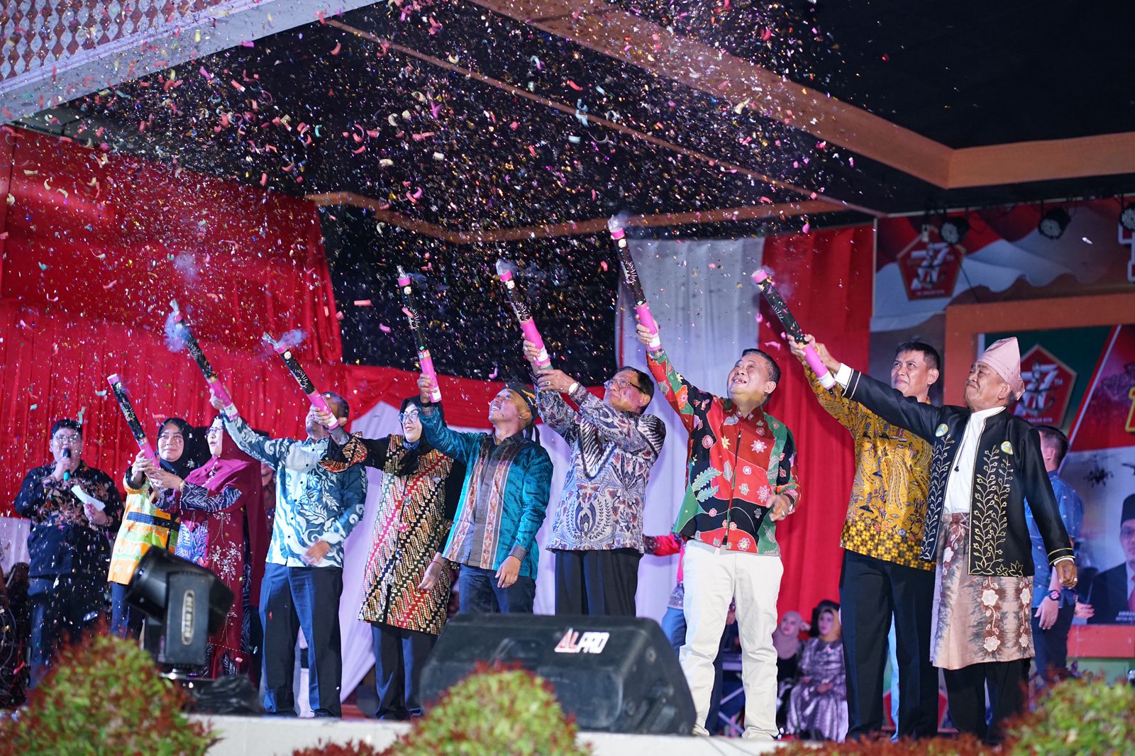 Bupati Inhil Buka Pesta Ragam Budaya Nusantara