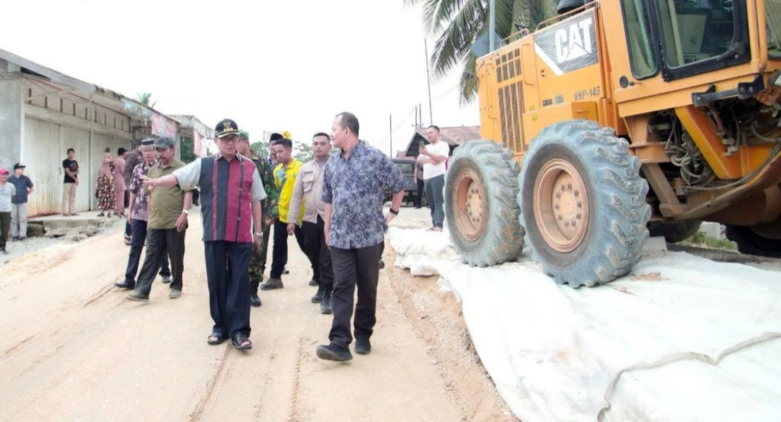 Bupati Inhil Harap Jalan Pekantua yang Amblas Cepat Tertanggulangi