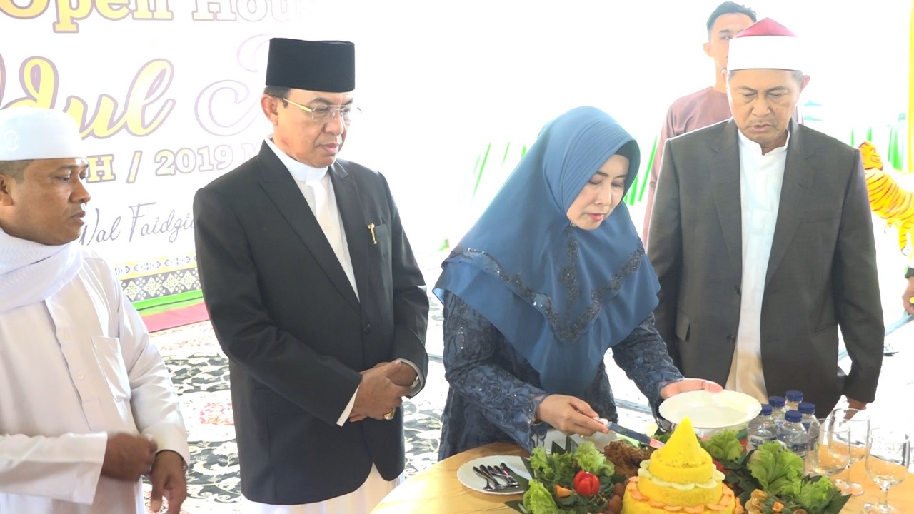Usai Shalat Ied Adha, Bupati Inhil Gelar Open House Di Kediaman Dinas