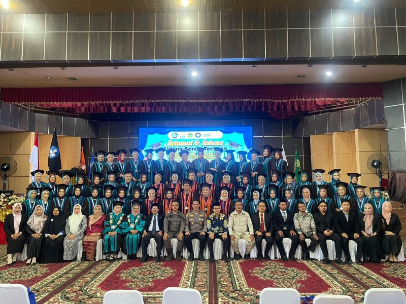 Wisuda STIKes Husada Gemilang Tahun Akademik 2024/2025: 58 Lulusan Tenaga Kesehatan Siap Mengabdi