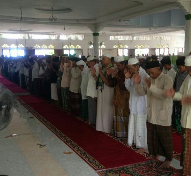 Lima Bhayangkara Terbaik gugur, Masyarakat Inhil Gelar Shalat Ghaib