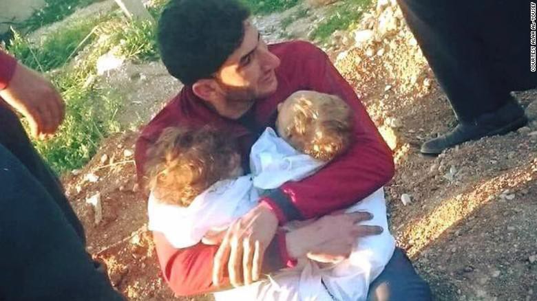 Akibar Serangan Kimia di Suriah, Seorang Pria Kehilangan 25 Anggota Keluarga
