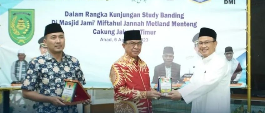 Studi Banding, Bupati Inhil Kunjungi Masjid Jami Miftahul Jannah Jakarta Timur
