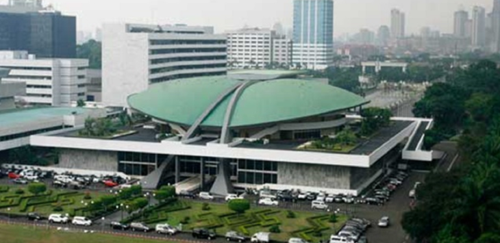 Banyak Kader Pindah Partai Cuma Demi Bisa Lolos ke Parlemen, Ideologi Dihancurkan!