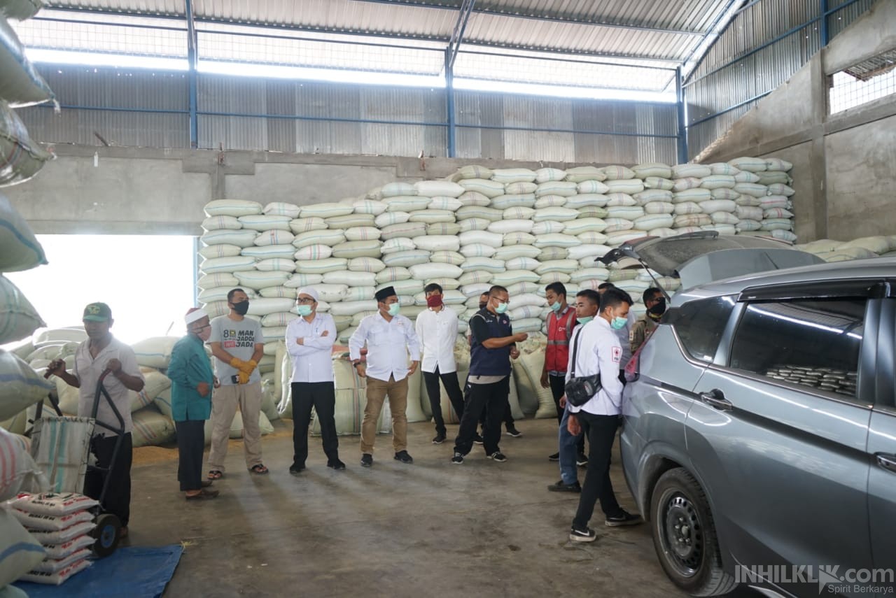 Peduli Dampak Covid-19, Wabup Batubara Salurkan 7 Ton Beras kepada Masyarakat