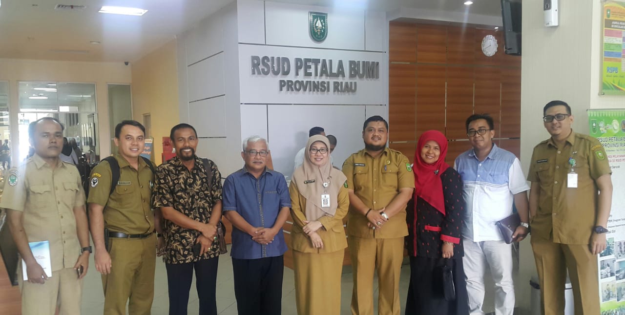 Direktur RSUD PH Tembilahan Kunjungi RSUD Petala Bumi Provinsi Riau