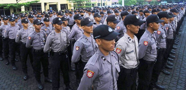 733 Personil Kawal Pemindahan 58 Napi ke Kampar-Inhil