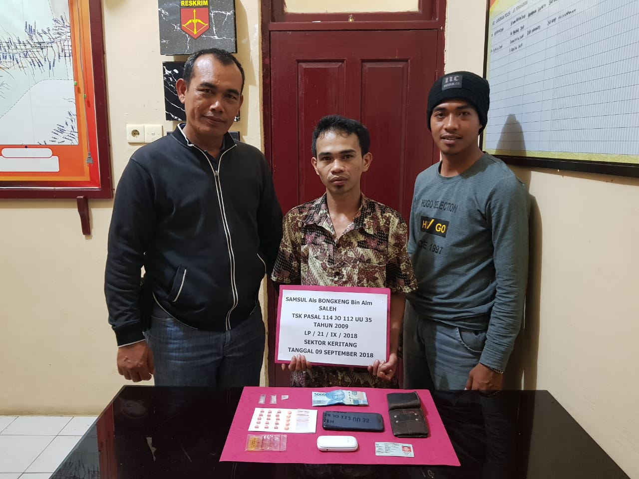 Miliki 3 Paket Sabu dan Puluhan Pil Ekstasi, Bongkeng Tak Berkutik Saat Dibekuk