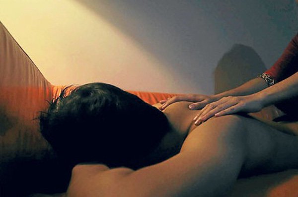 20 Wanita & 4 Pria Hidung Belang Diamankan Dari Sejumlah Panti Pijat di Pekanbaru