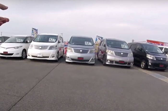 Mobil-mobil Seken Di Sini Dijual Murah Banget, Rata-rata Di Bawah Rp 100 Juta