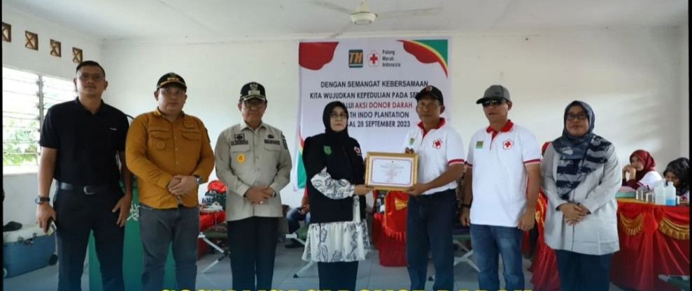 Bupati Inhil Bersama Ketua PMI Hadiri Aksi Sosial Donor Darah di PT THIP